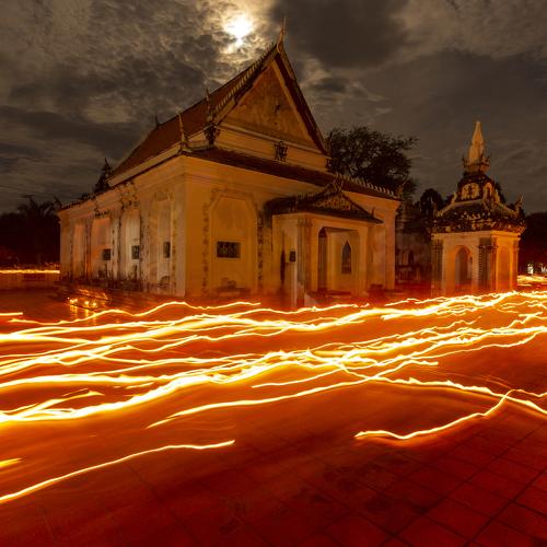 Full moon fire
