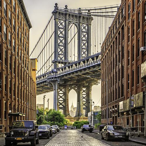 Manhattan Bridge in Sunrise