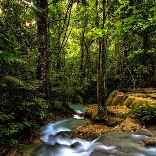 Moramo Waterfall