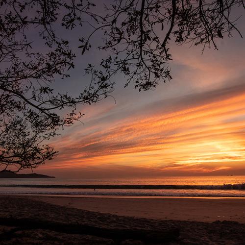 Atardecer Playa Costa de Oro