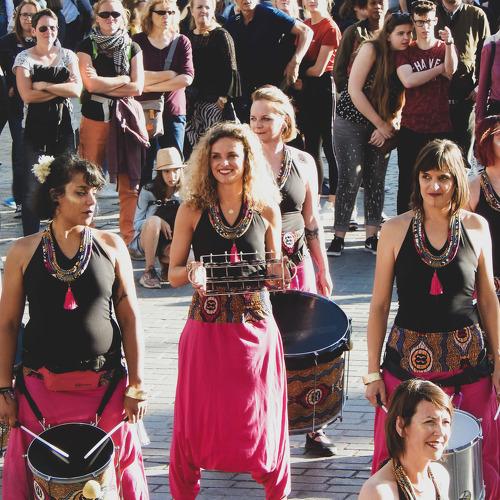 street music performance