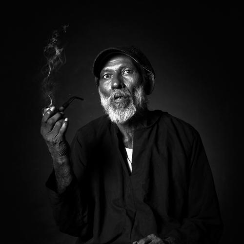 Relaxing with pipe