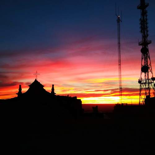 Sunrise at Mount Macário lll