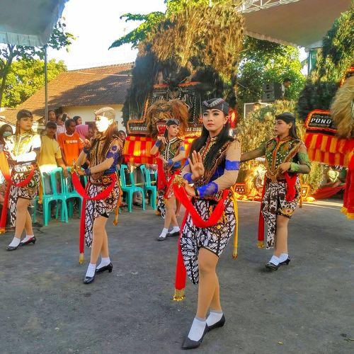 Jathilan dance traditional culture