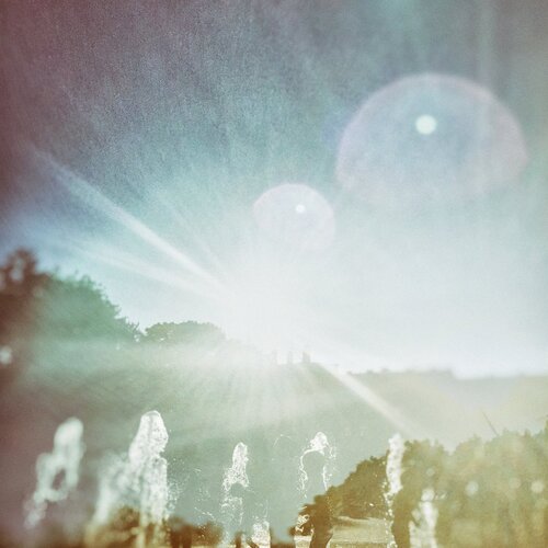 Water, sun and wind