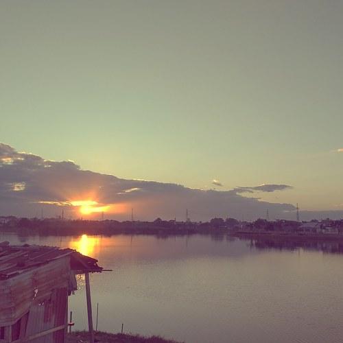 Sunrise on the lake