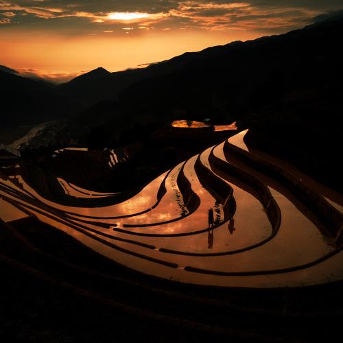 Sunset in the San Nhu