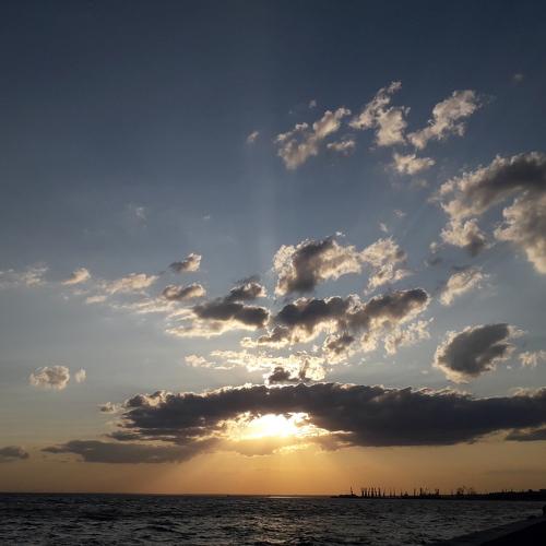 Закат. Украина