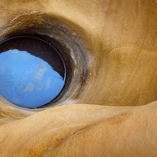 Eye whales