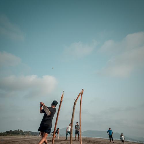 What do you think, Six or Catch ?