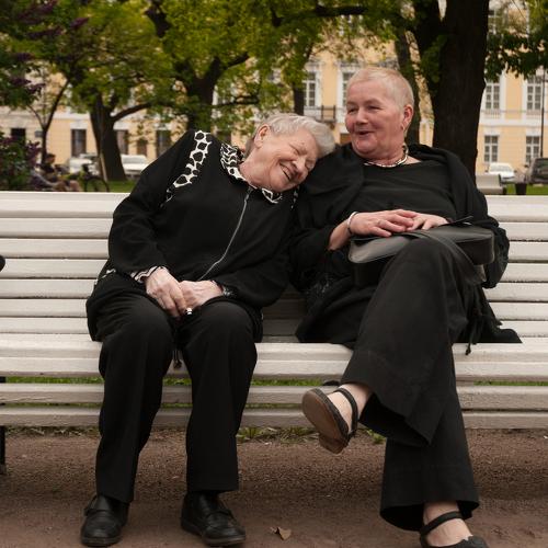 На площади искусств.