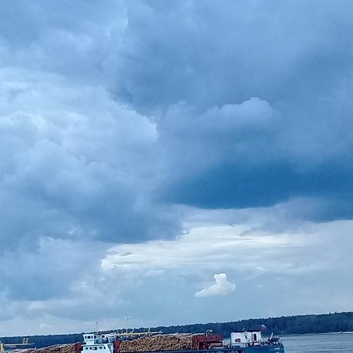 У крепости Орешек