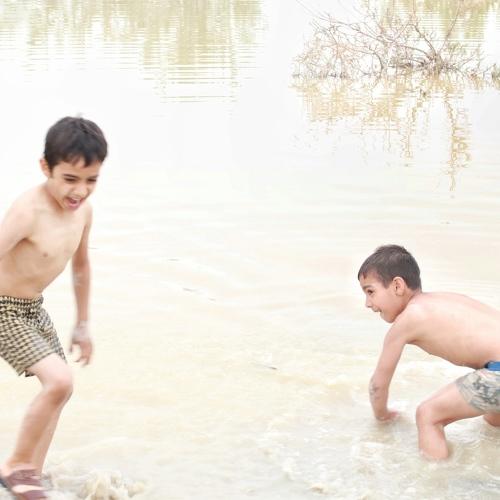 Play Water