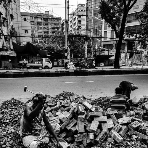 Day labourer - A story of toil and hardship