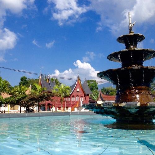 Sentral koto gadang Sumatra barat