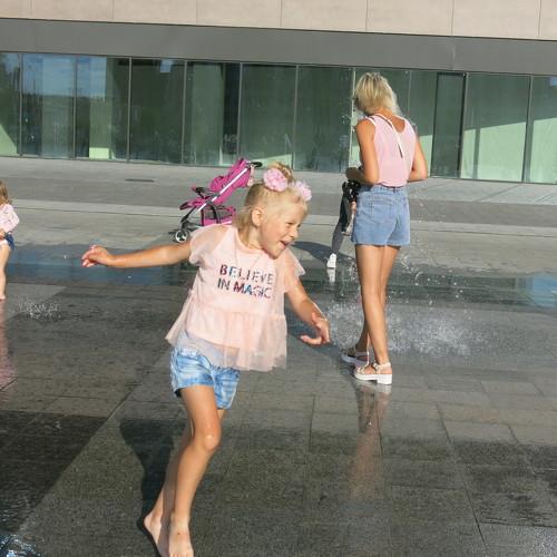 Photo #3650204