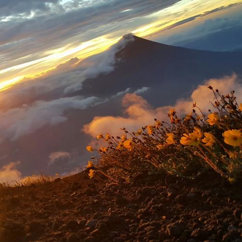 sunshine volcano Hunahpú on Guatemala