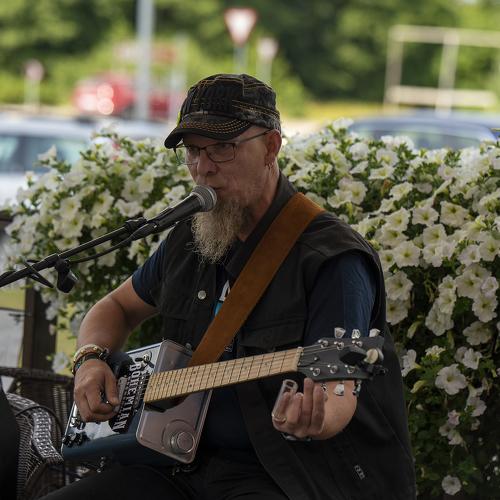 Photo #3695554