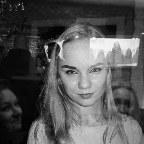 Photo #3720392