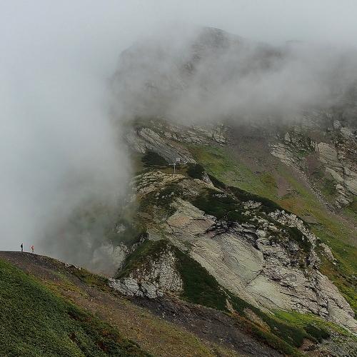Человек лишь малая песчинка....