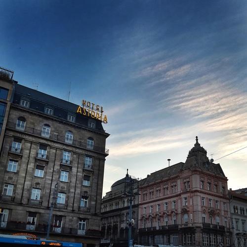 Photo #3779209