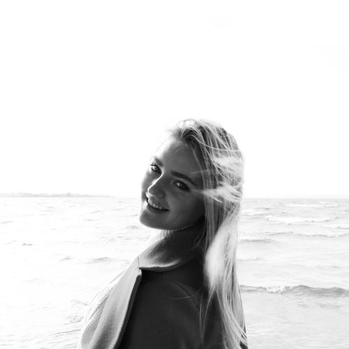 Photo #3800360