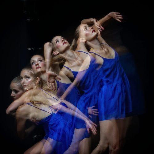 Slow motions captured with multiple strobes