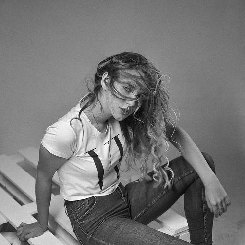 Photo #3916459