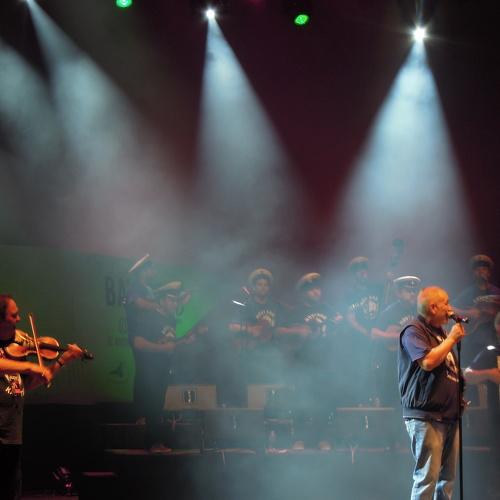Photo #3928141