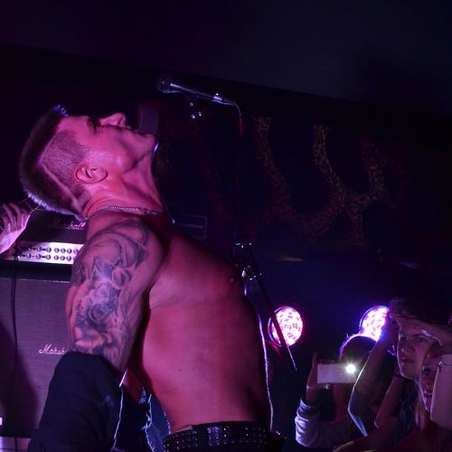 Photo #3930894