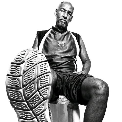 DE PROFESIÓN ATLETA