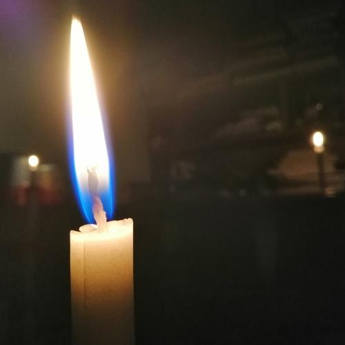 Candle's play