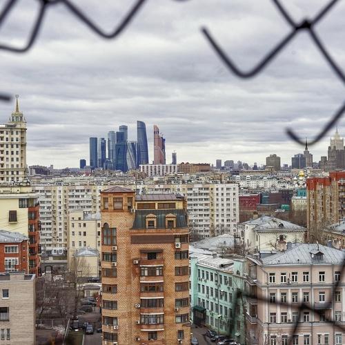 на контрастах