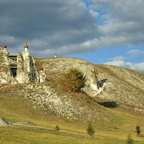 Спасский женский монастырь.