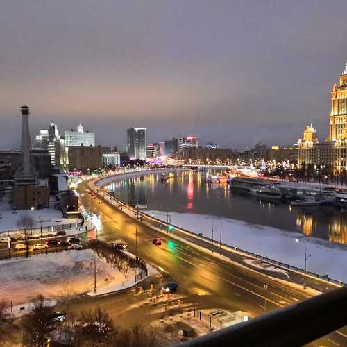 Москва не спит