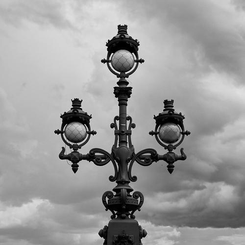 Фонарь на Троицком мосту