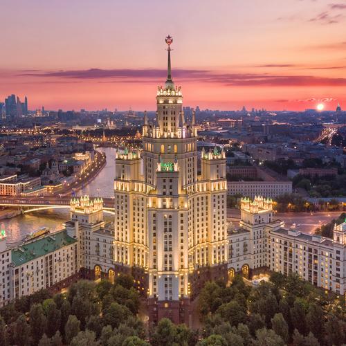 Дом на Котельнической набережной