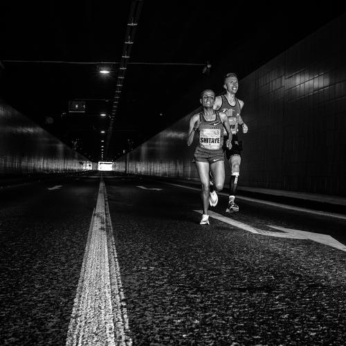 Marathon in tunnel
