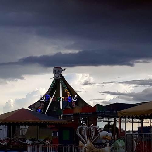 Circo de sombras