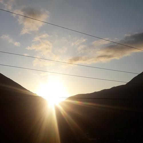 El sol brilla