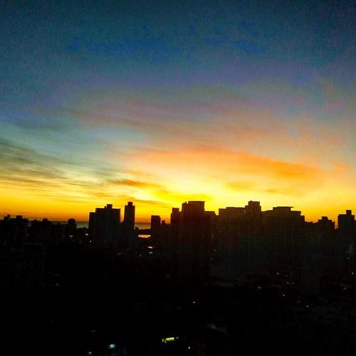 Morning colours show
