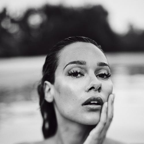 “Eau de soleil blanc»