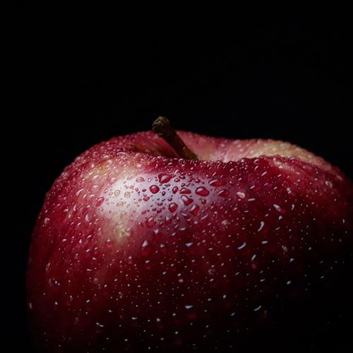 Beauty of apple