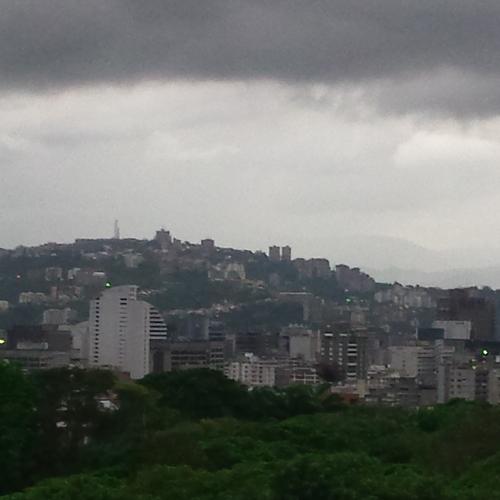 Caracas Nublada