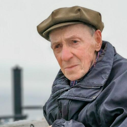 Прожить целую жизнь