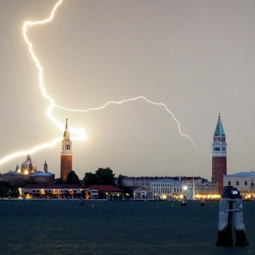 Luminosa, avvolgente bellezza...