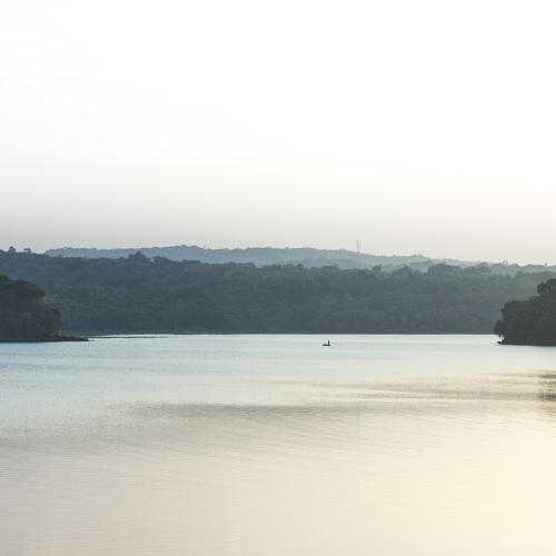 Landscape picture of a lake