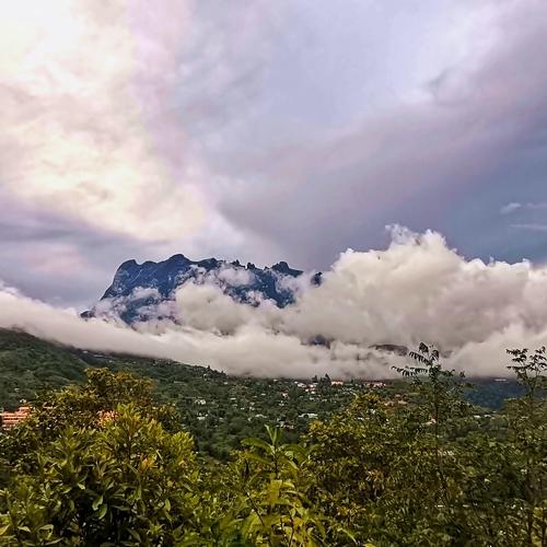 KINABALU MOUNTAIN