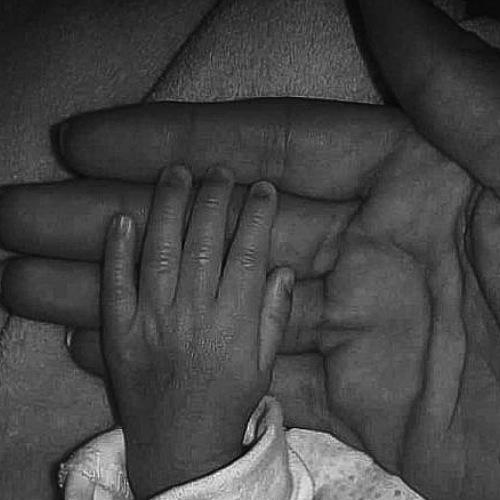 Besos de madre