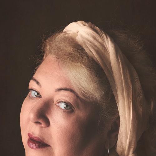 Mama with a pearl earring
